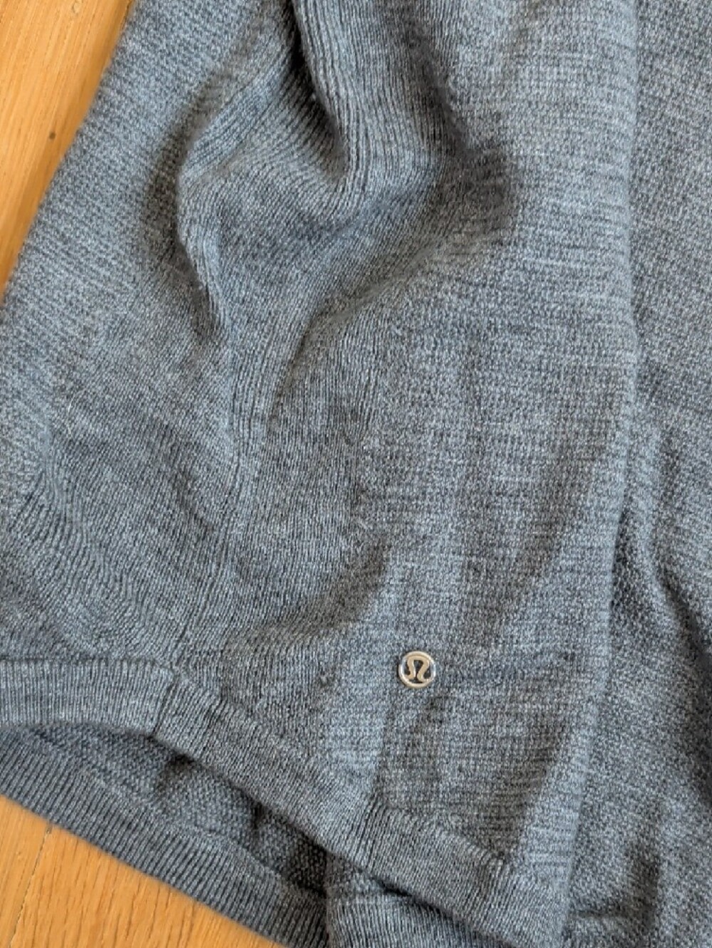 lululemon athletica Heathered Gray Long Sleeve Crew Sweater